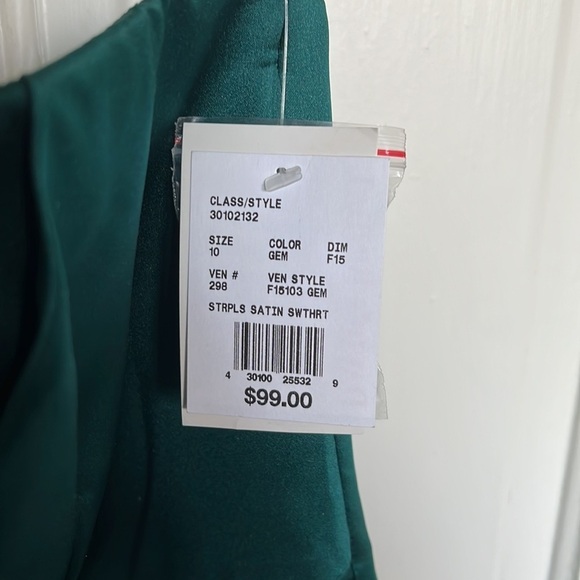 Vintage Strapless David’s Bridal Satin Green Dress - Picture 3 of 9